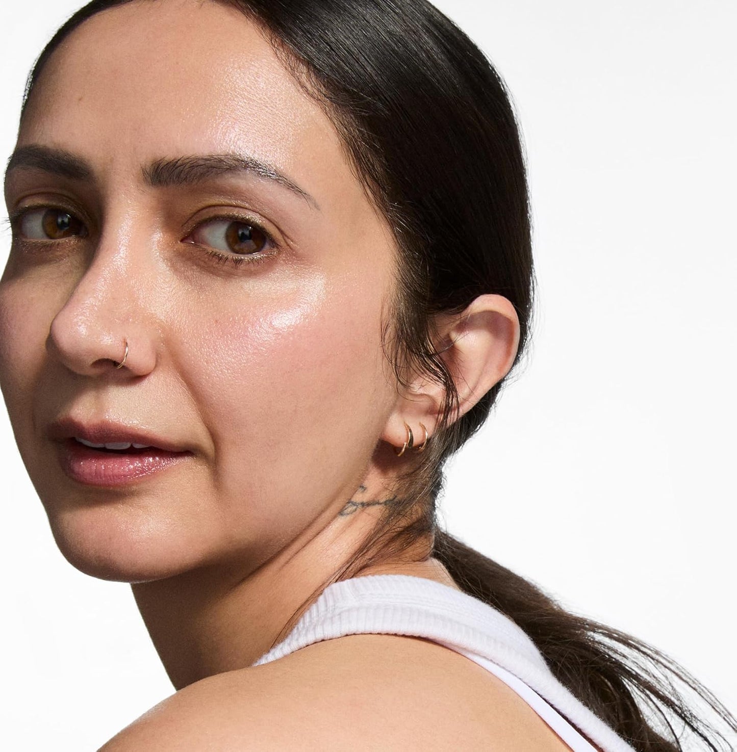 compatible with layering under ceramide moisturizers and spf as the final daytime step