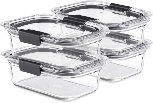100% airtight and leak-proof seal with secure snap latches on clear lids