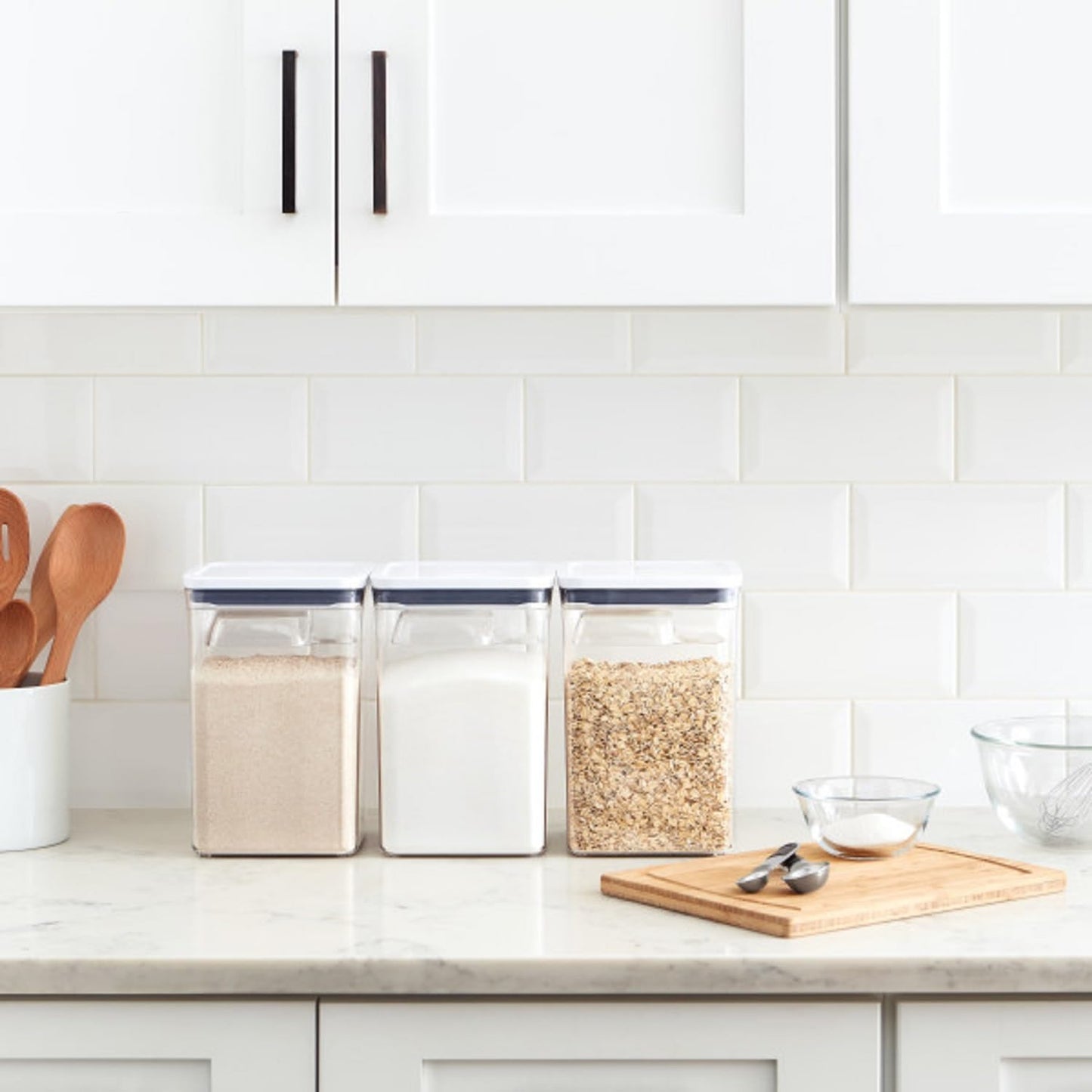 4.4-quart capacity sized to hold a standard 5 lb bag of flour or sugar