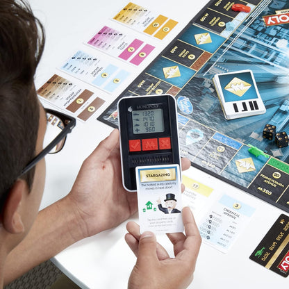 4 individual player bankcards for instant cashless transactions