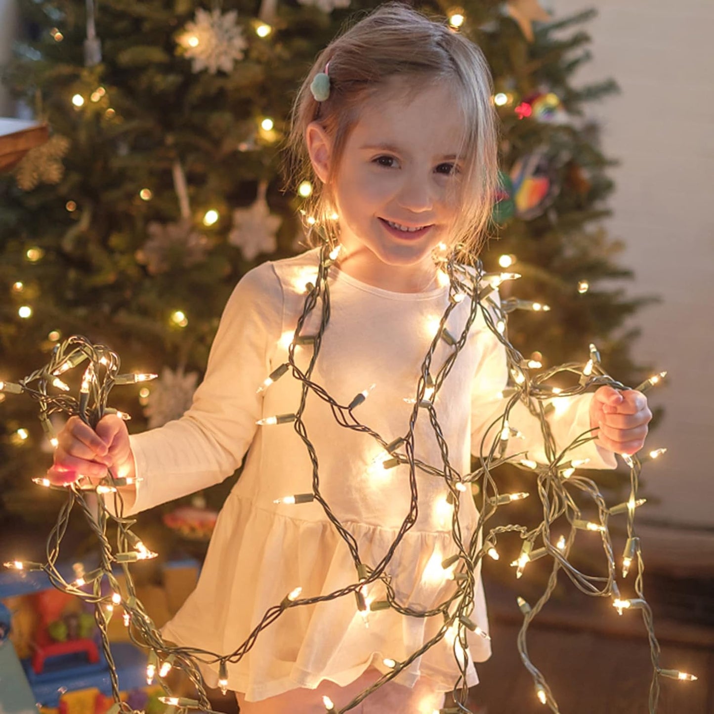 All-Weather 29 ft Connectable Outdoor String Lights for Patio, Front Porch, and Garden Holiday Displays, Warm White