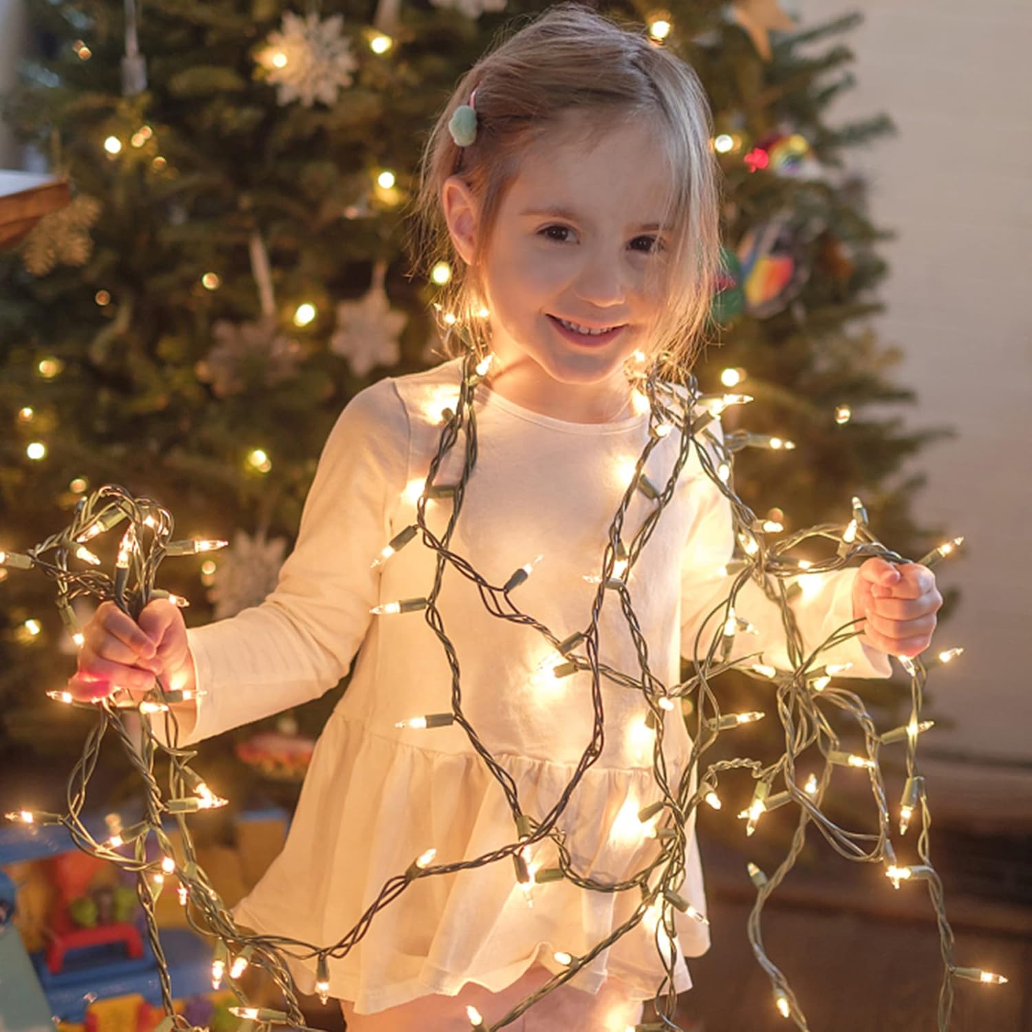 All-Weather 29 ft Connectable Outdoor String Lights for Patio, Front Porch, and Garden Holiday Displays, Warm White