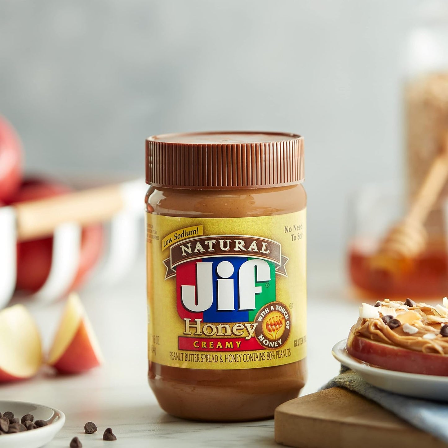 allergen-labeled jar with resealable lid for everyday pantry storage