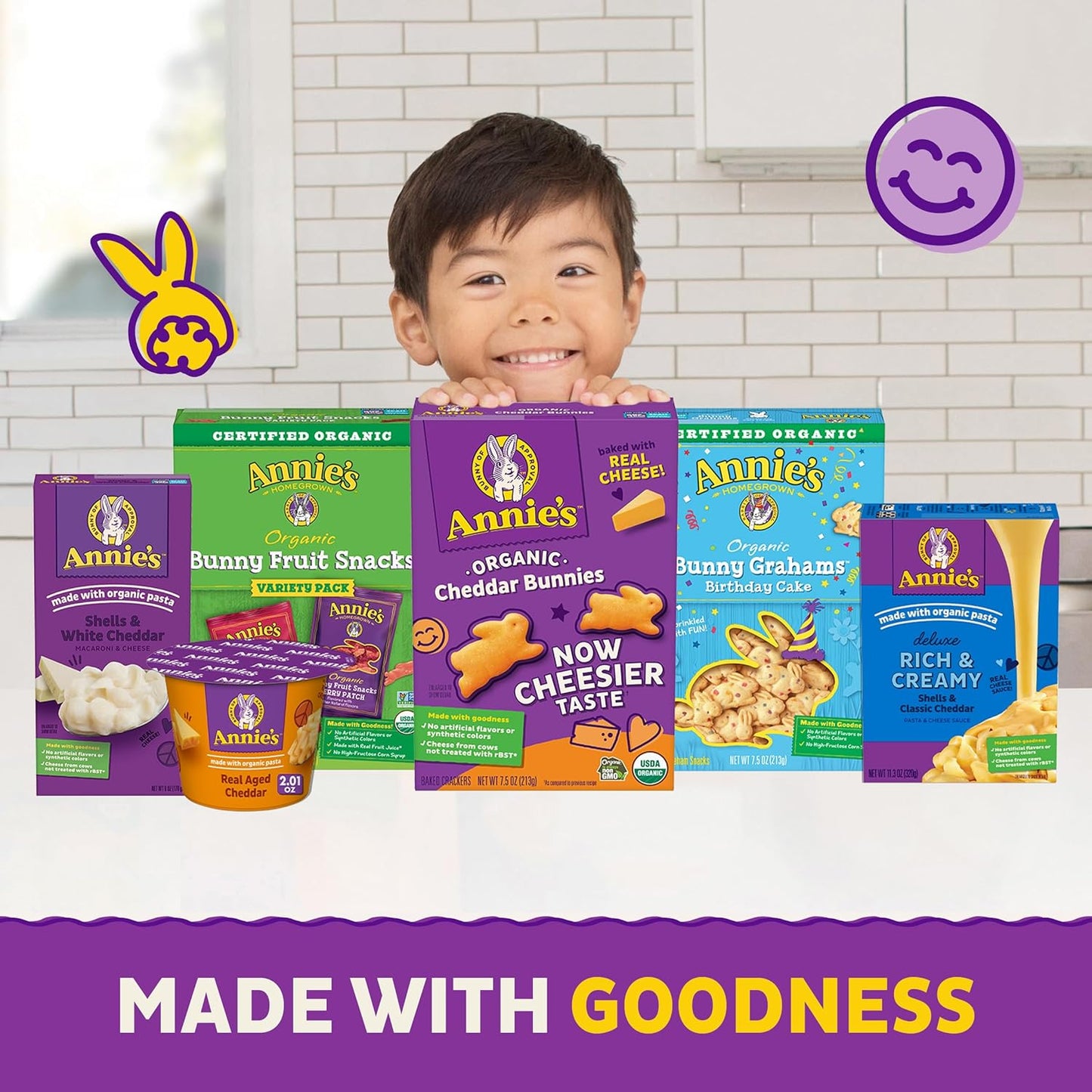 Annie's Organic Bunny Fruit Snacks – Halloween Lunchbox Snack Pack for Kids, 22 Single-Serve Pouches
