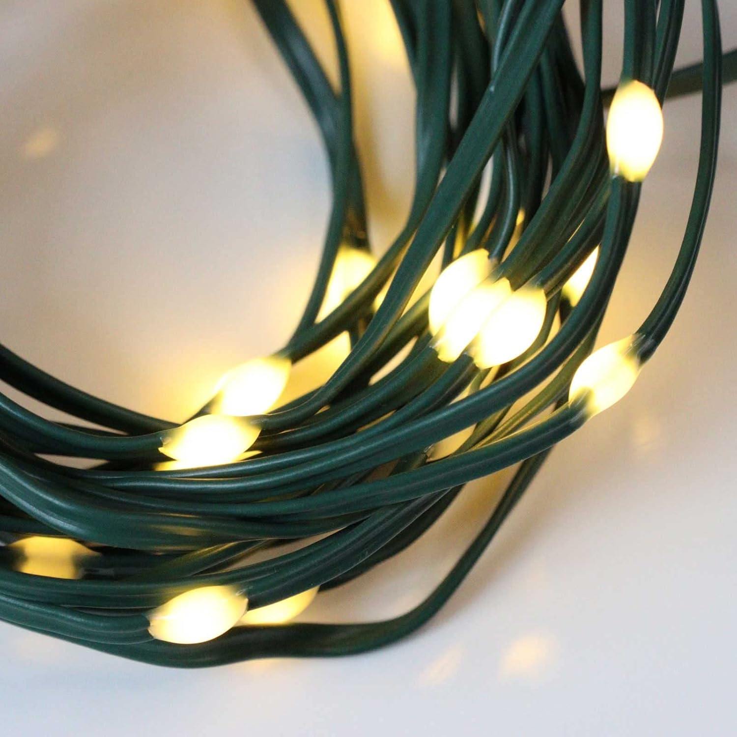 battery powered via 3 aa batteries (4.5v dc) for completely cord-free placement