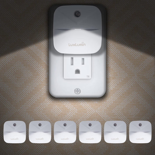 built-in photoresistor dusk-to-dawn sensor with sub-second auto on/off response