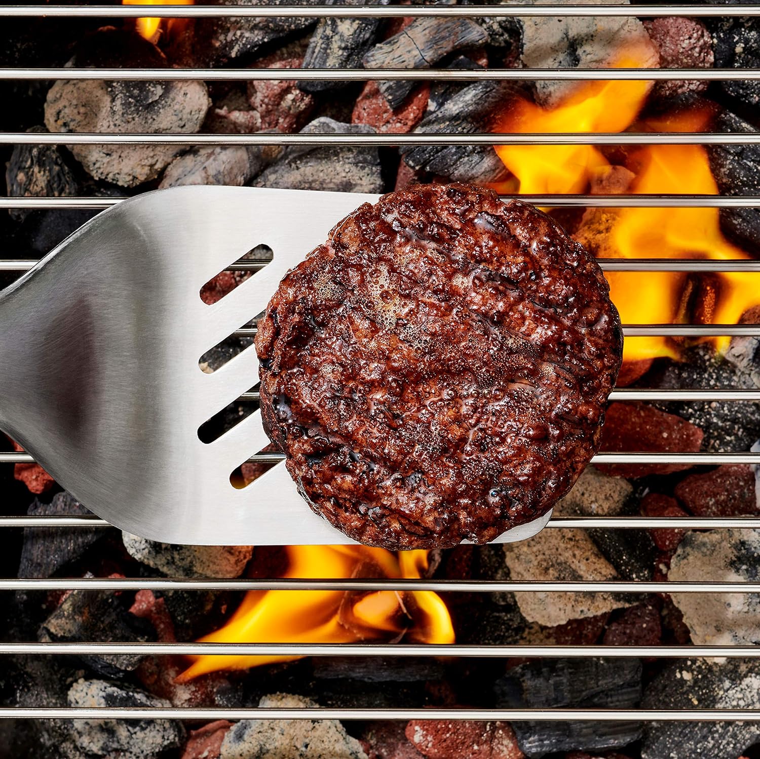 double-bend turner design that provides leverage for lifting heavy burgers and chops