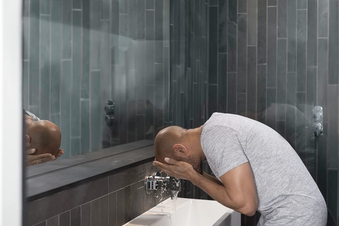 DOVE MEN + CARE Hydrate+ Face Wash – Daily Men's Skincare Ritual for a Calming Shower Reset