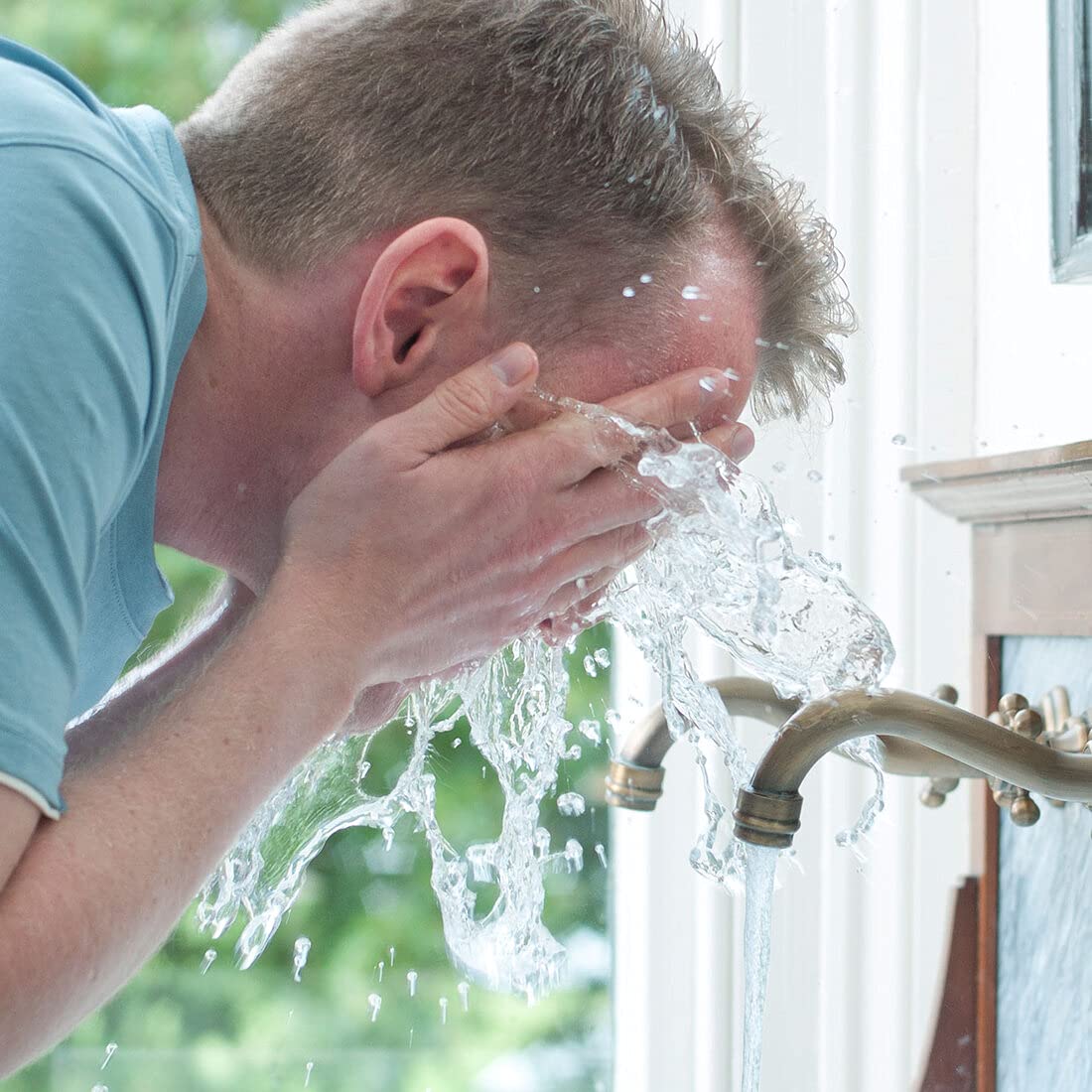 DOVE MEN + CARE Hydrate+ Face Wash – Daily Men's Skincare Ritual for a Calming Shower Reset