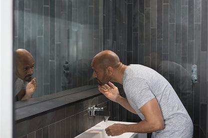 DOVE MEN + CARE Hydrate+ Face Wash – Daily Men's Skincare Ritual for a Calming Shower Reset