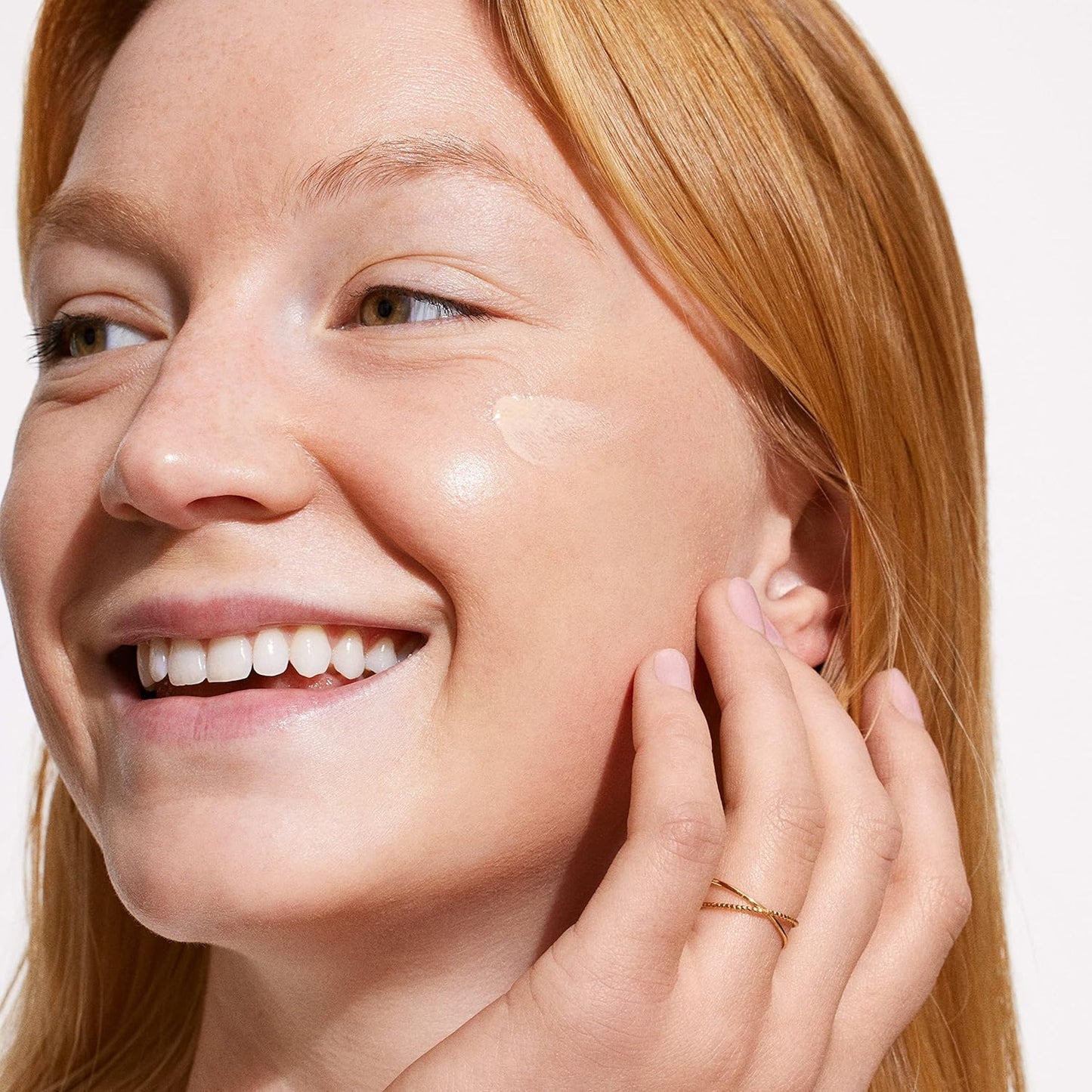 enriched with vitamin e for added skin nourishment and anti-aging support