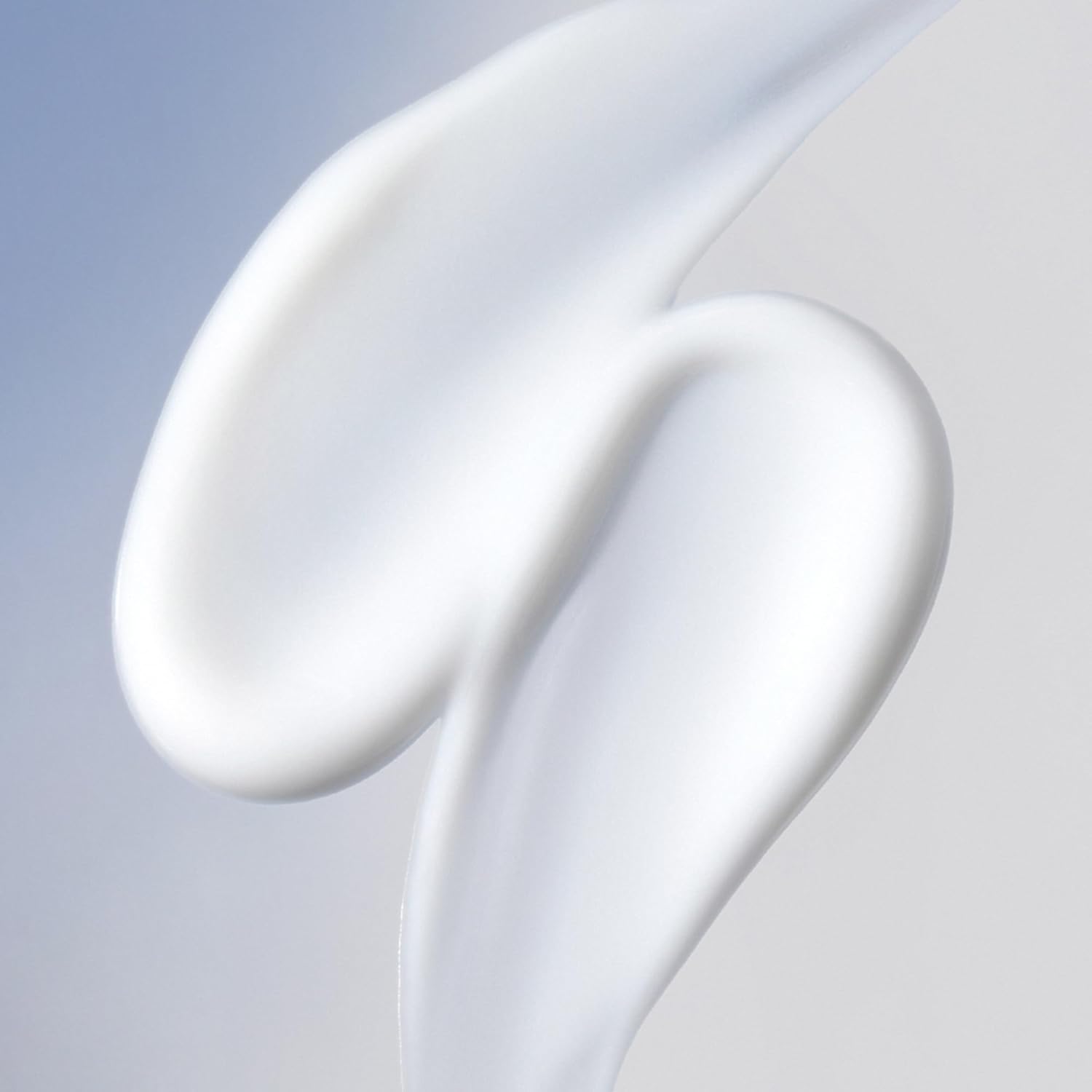 fast-absorbing, non-greasy texture suitable for immediate post-application activity
