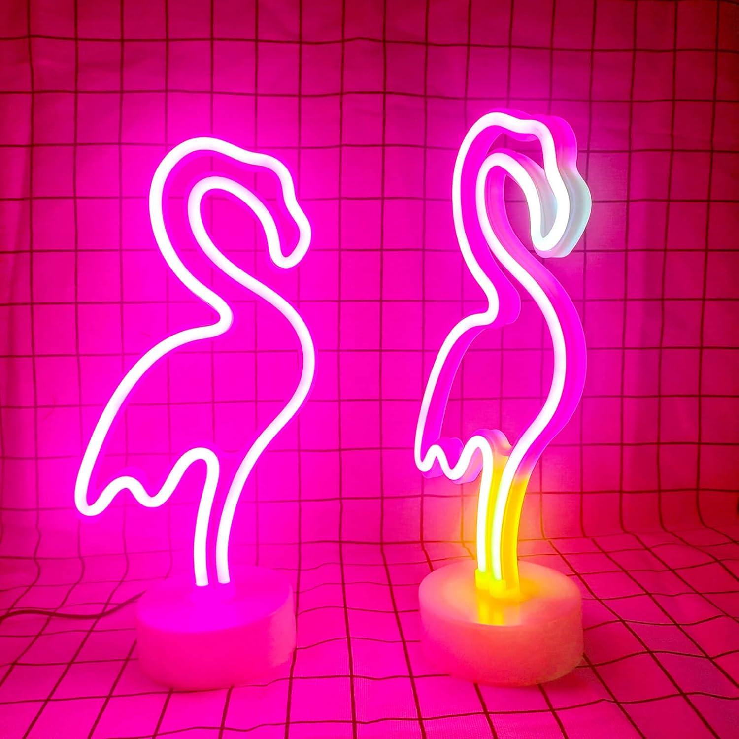 Flamingo Neon Light – Cozy Ambiance Lamp for Living Room and Apartment Decor, USB or Battery Powered