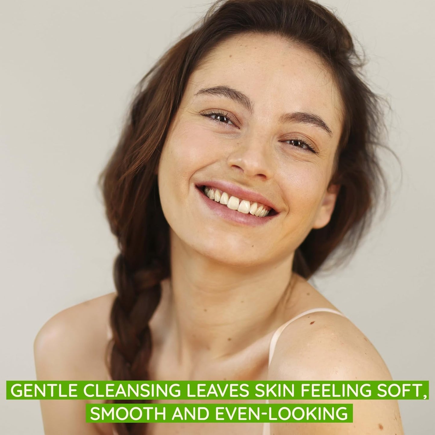 foaming, oil-free formula that removes pore-clogging impurities