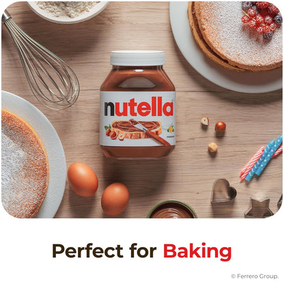 formula of cocoa and roasted hazelnuts delivering the signature creamy spread