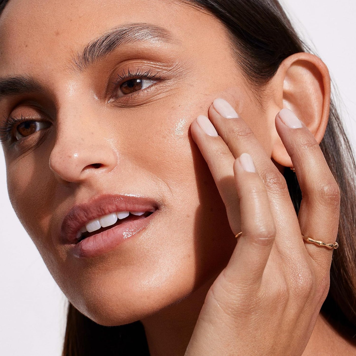 fragrance-free, paraben-free, and oxybenzone-free formulation