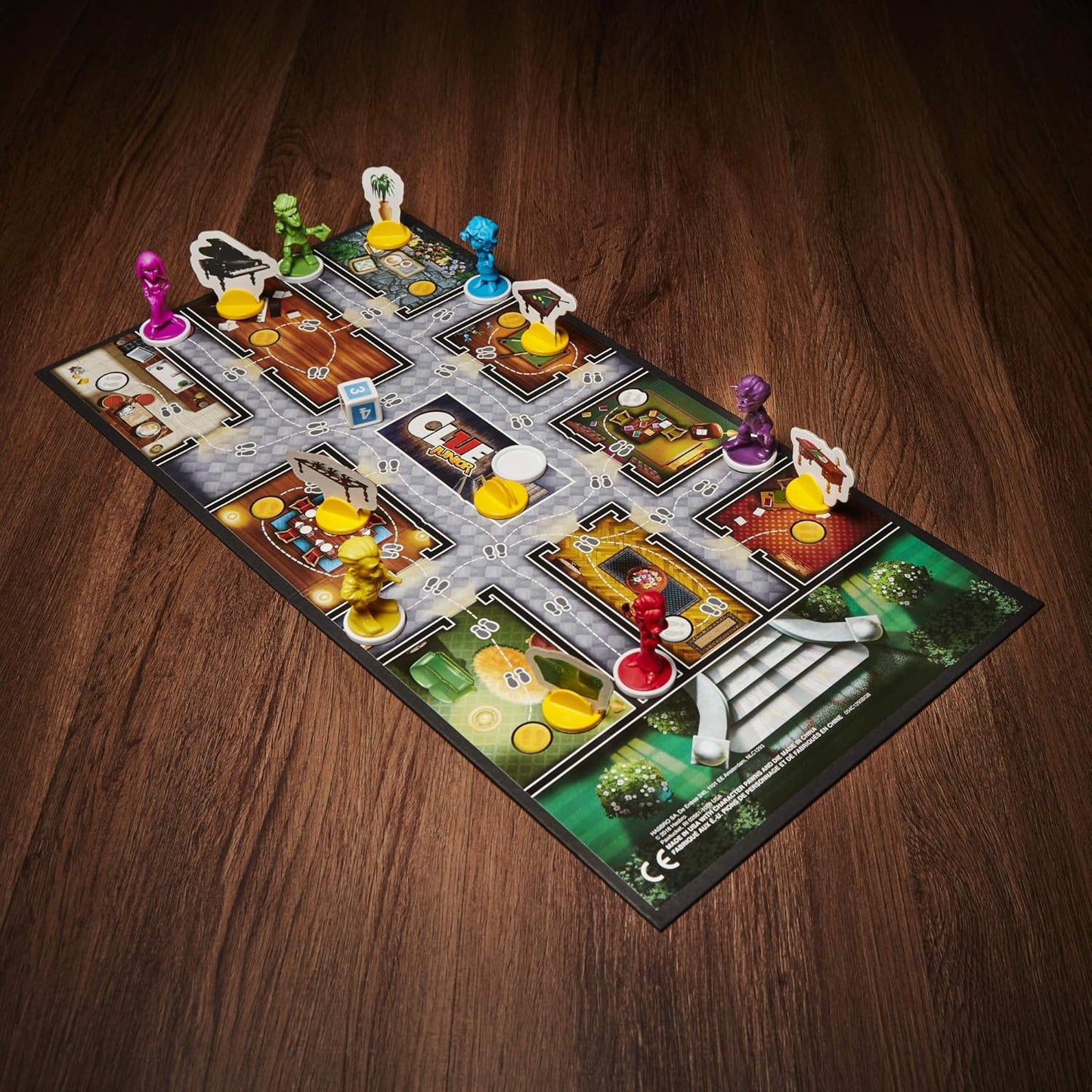 Hasbro Gaming Clue Junior Board Game – Safe Playroom Mystery Game for Kids Ages 5 and Up, 2-6 Players