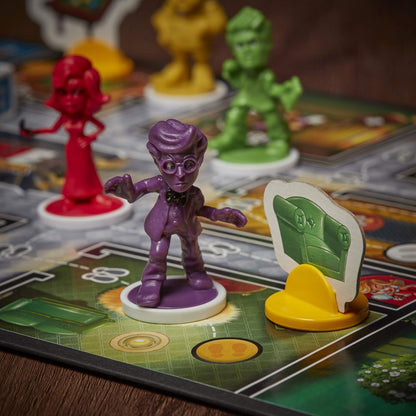 Hasbro Gaming Clue Junior Board Game – Safe Playroom Mystery Game for Kids Ages 5 and Up, 2-6 Players
