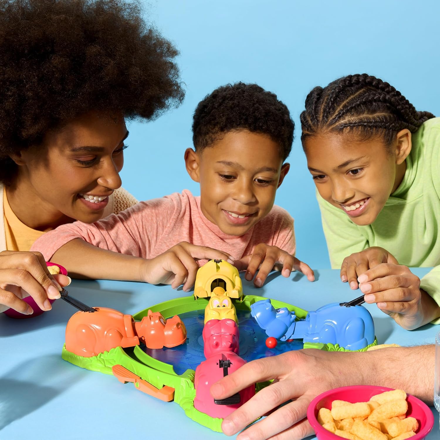 Hasbro Gaming Hungry Hungry Hippos Game – Nostalgic Birthday Gift for 4 Year Old Boy or Girl, Classic Marble Chomping Family Activity