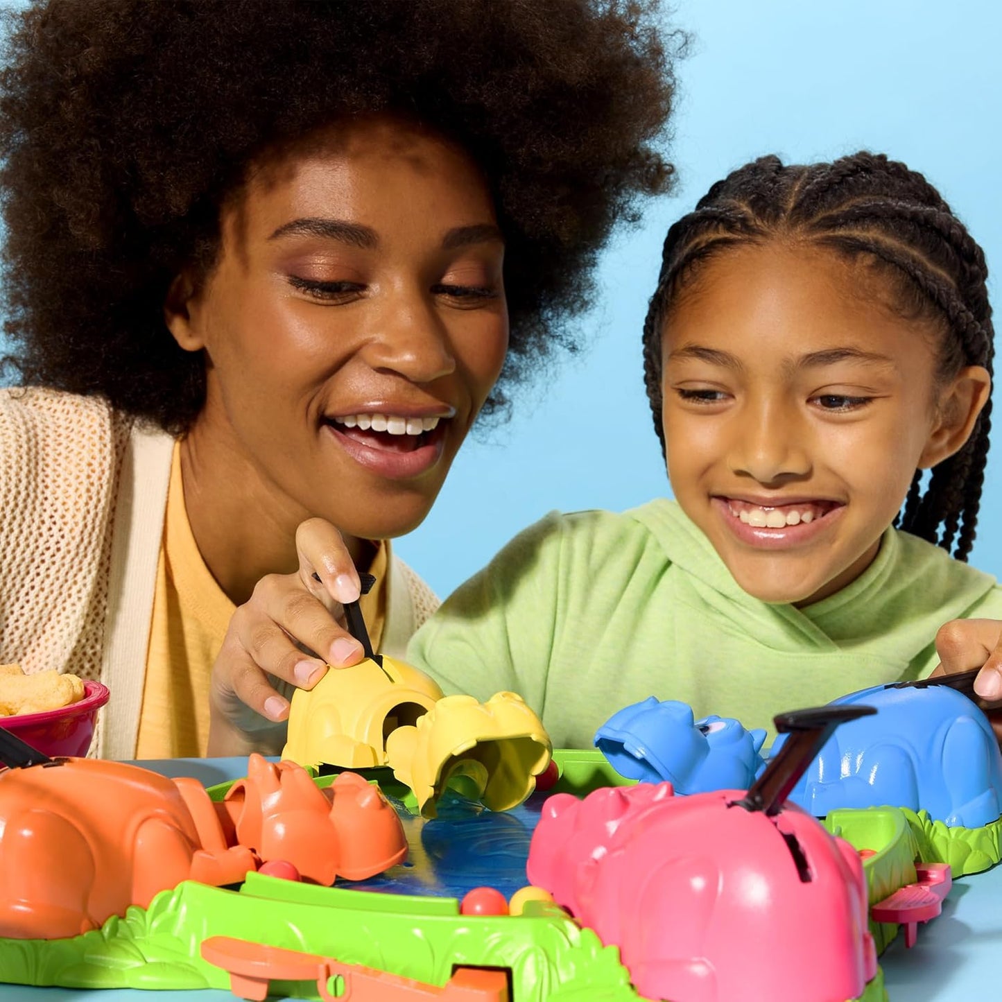 Hasbro Gaming Hungry Hungry Hippos Game – Nostalgic Birthday Gift for 4 Year Old Boy or Girl, Classic Marble Chomping Family Activity