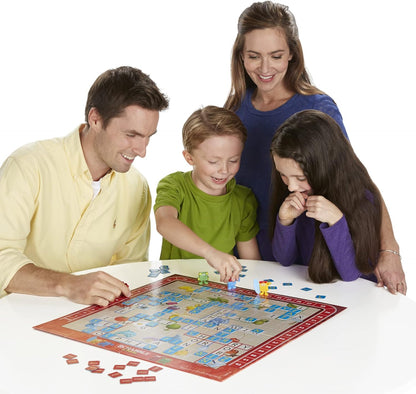 Hasbro Gaming Scrabble Junior Board Game – Simple Two-Sided Word Game with a Compact, Tidy Box