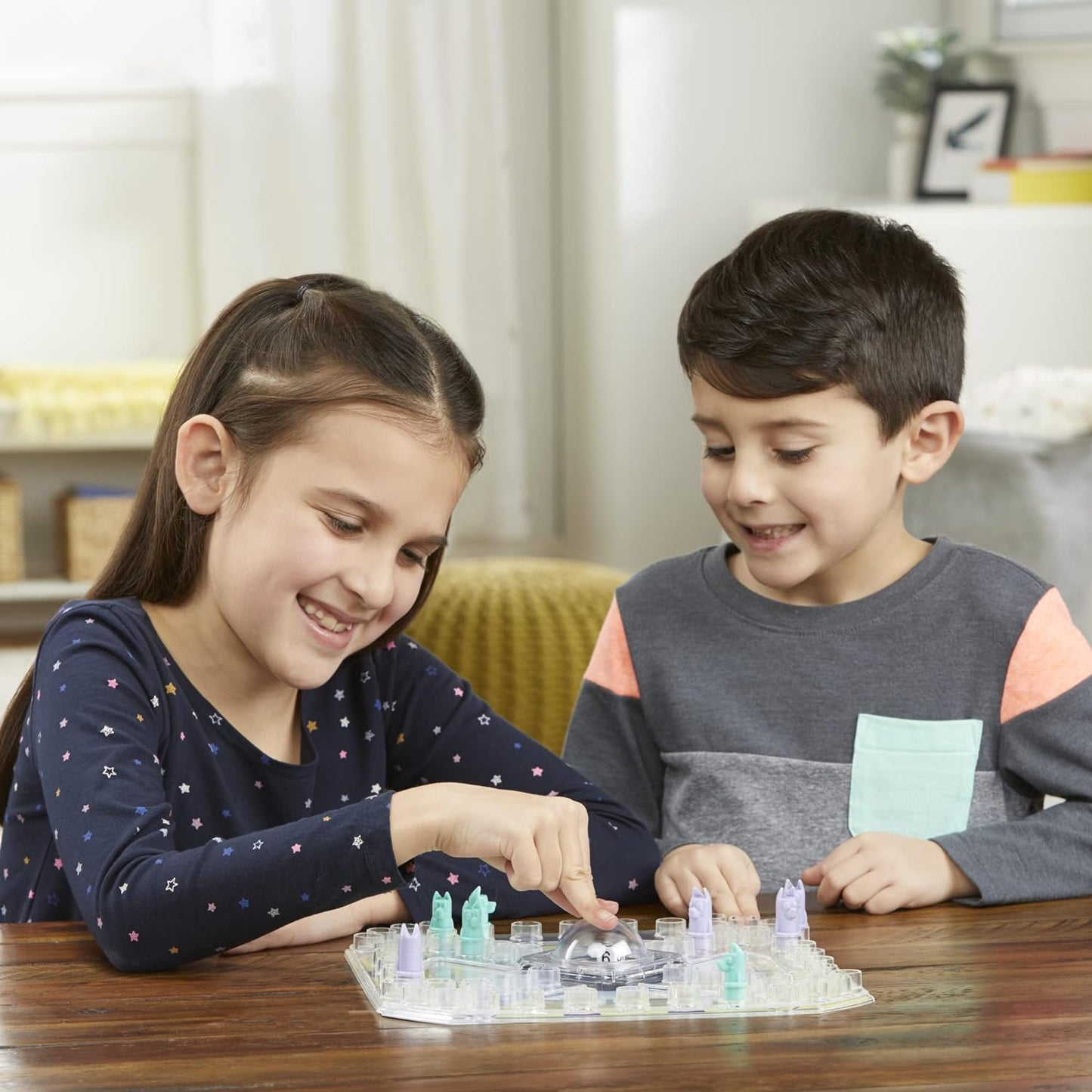 Hasbro Trouble: Bluey Edition, Quick 30-Minute Family Game Night Game to Unwind After Homework