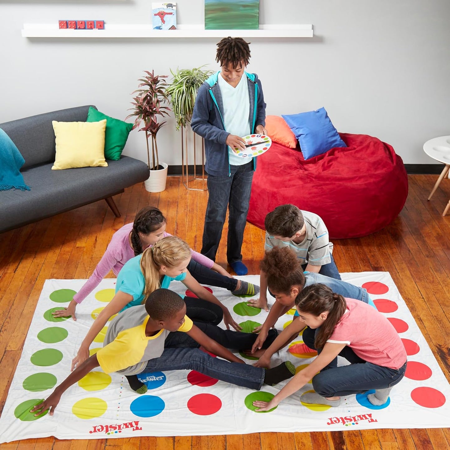 Hasbro Twister Ultimate – Oversized Indoor Play Mat for Kids' Playroom and Family Game Night, Ages 6+