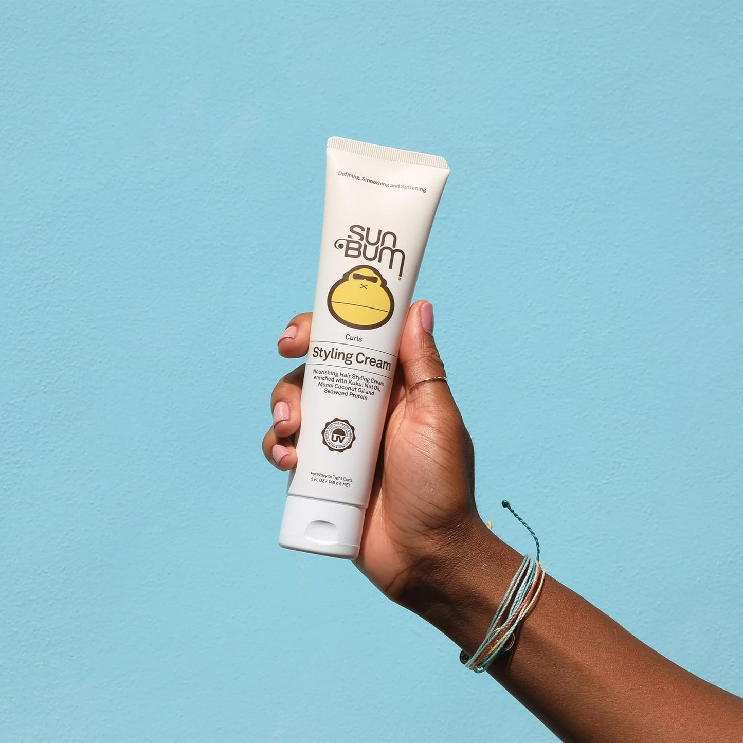 key ingredients: seaweed protein, kukui nut oil, and monoi coconut oil