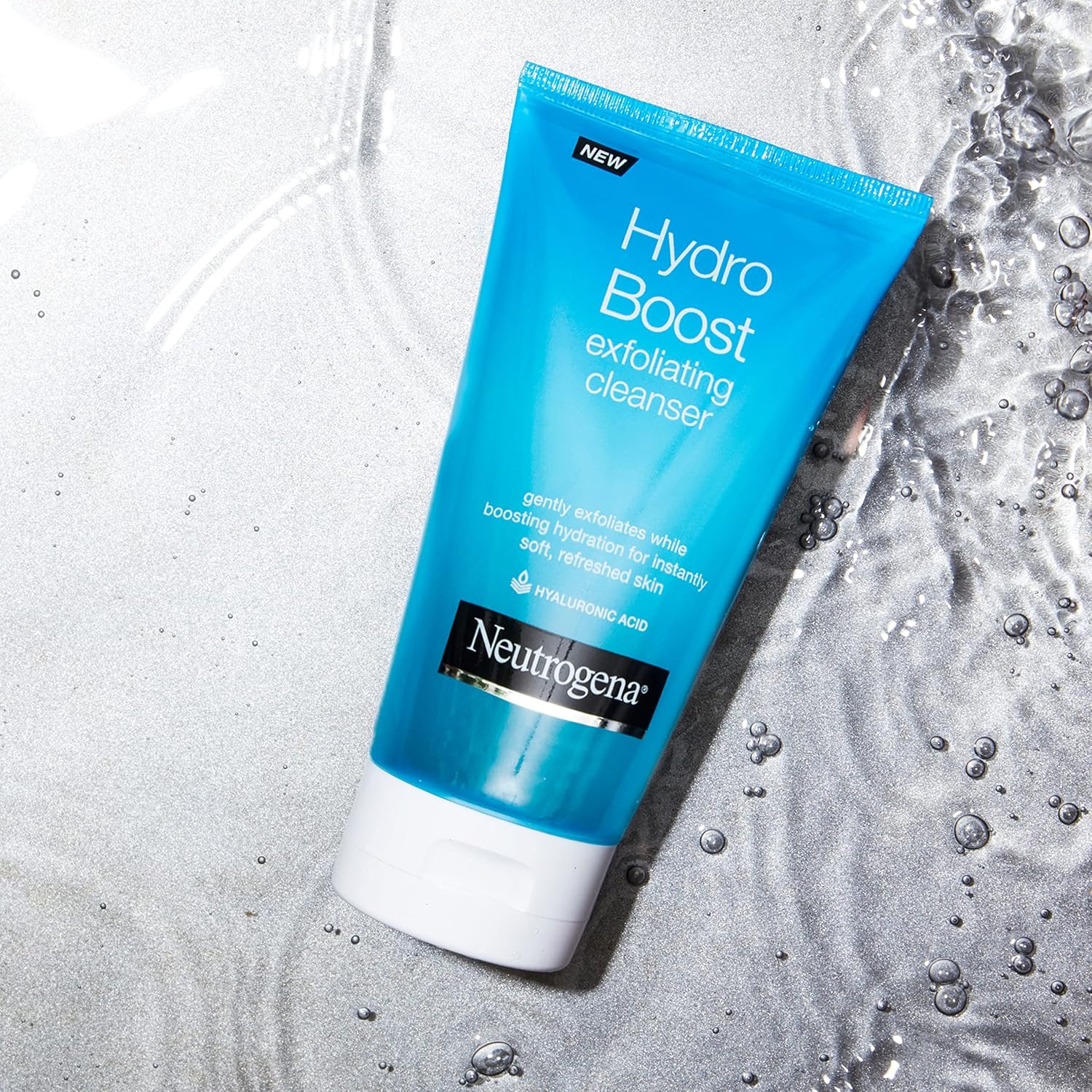 lightweight gel-cream texture suitable for all skin types
