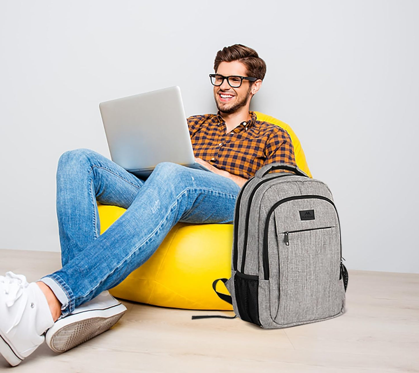 MATEIN Travel Laptop Backpack – Modern Minimalist Laptop Bag for Small Apartments and Streamlined Travel