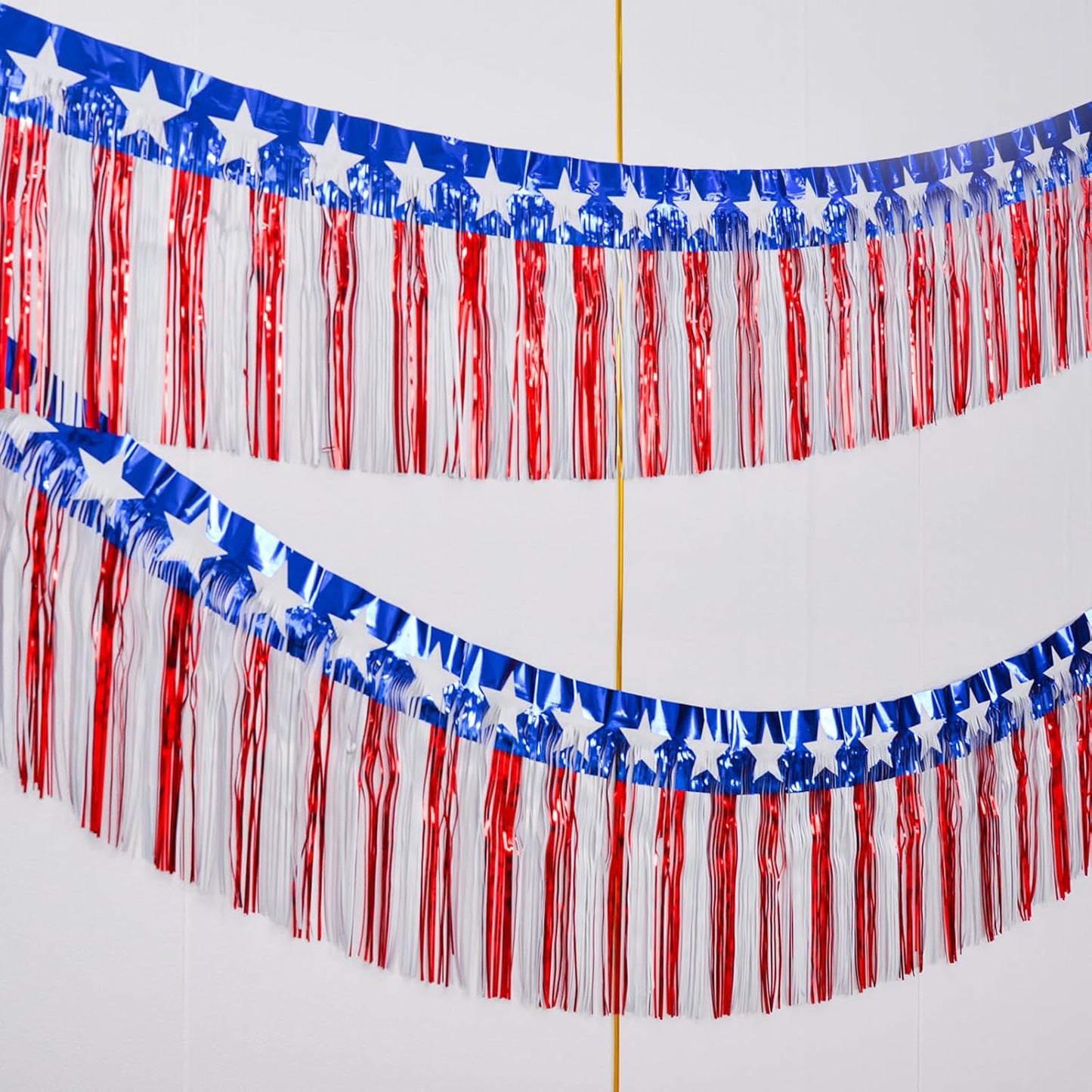 Mega-L Patriotic Foil Garland – Red White Blue Metallic Backdrop for Living Room & Entryway Elegance
