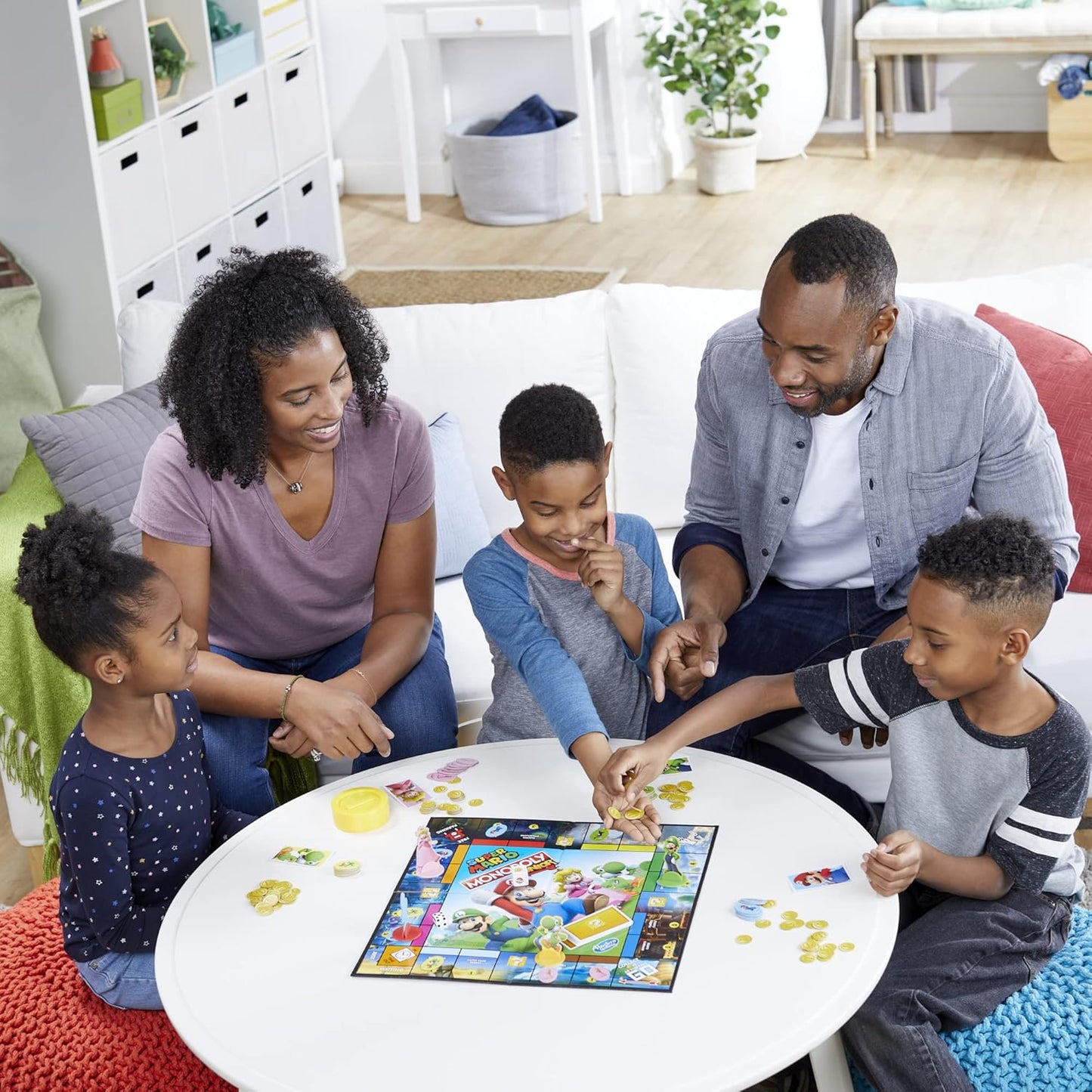 Monopoly Junior Super Mario Edition Board Game – Child-Friendly Family Game for Playdates and Nursery Fun, Ages 5+