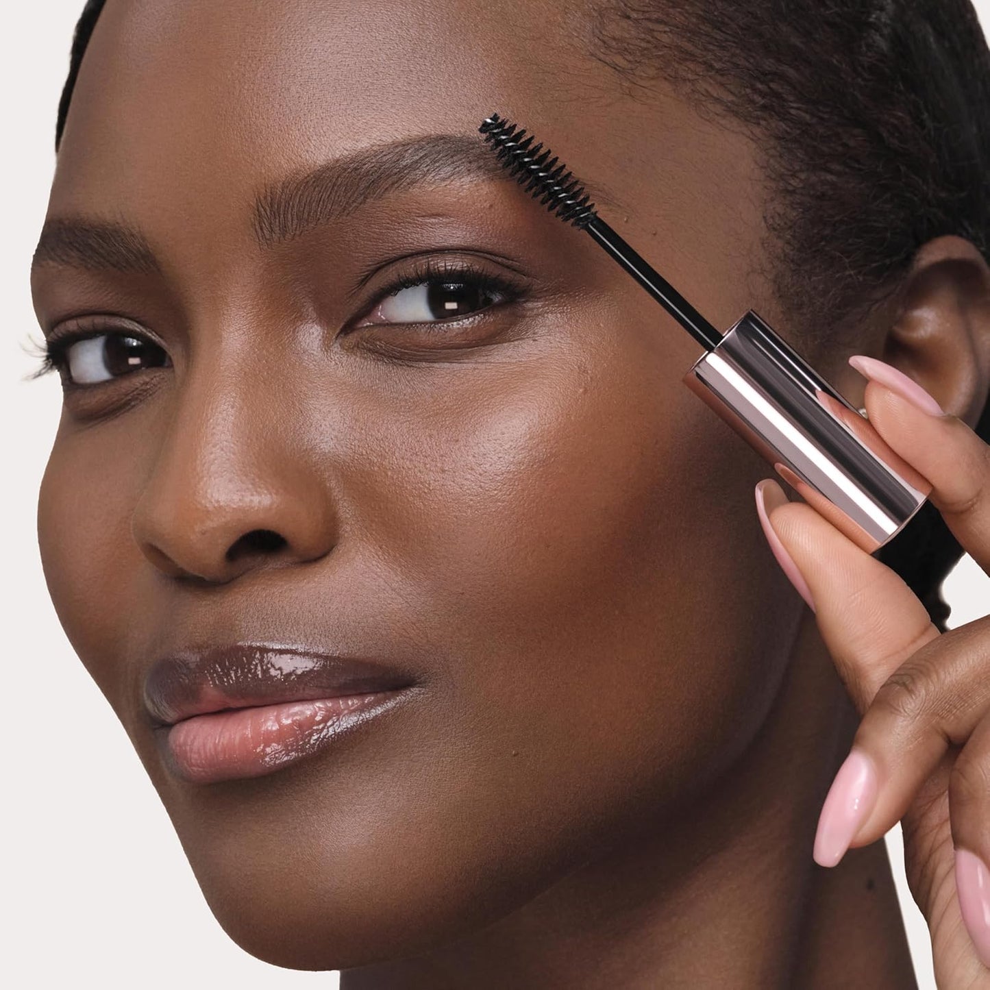 natural finish that keeps brows looking soft rather than coated