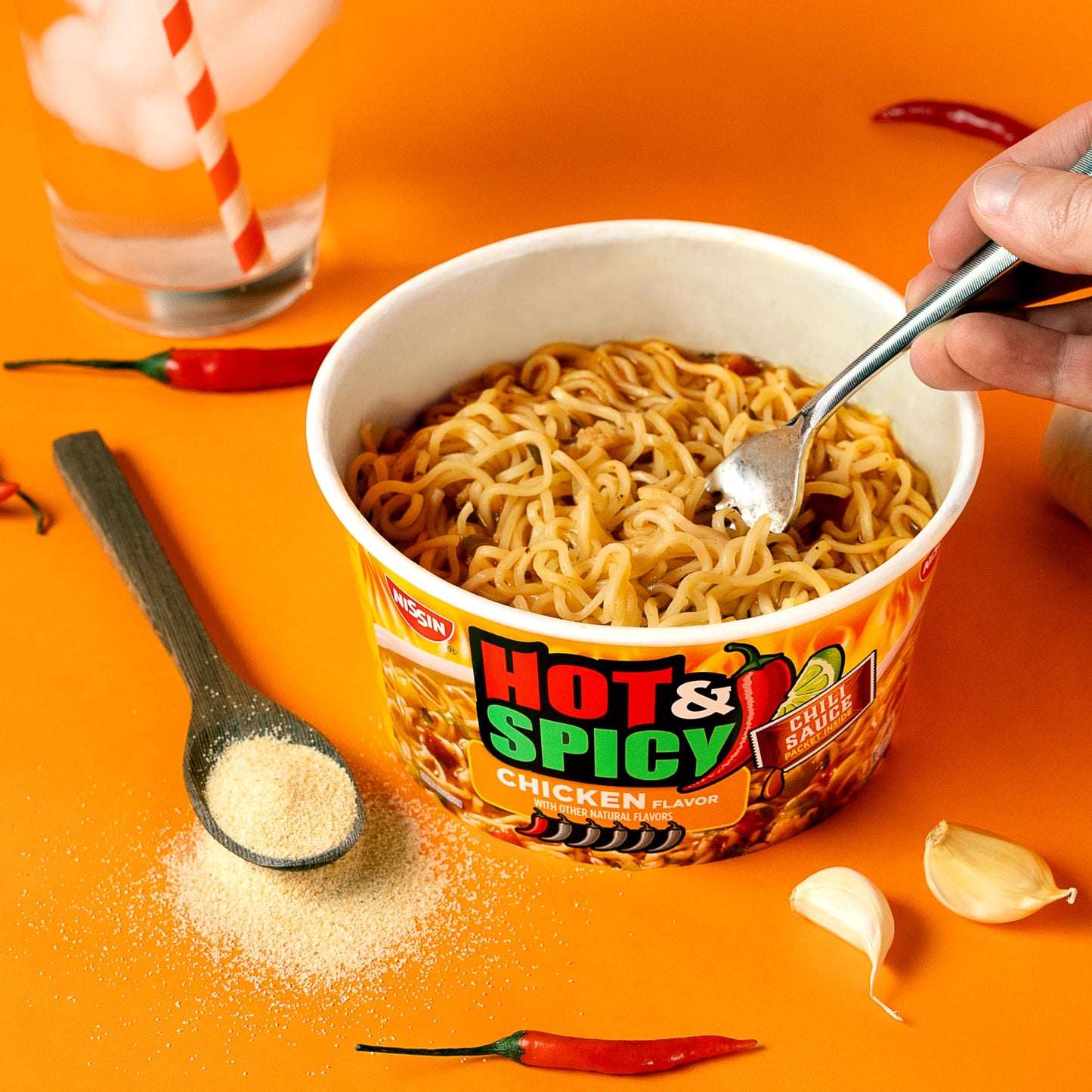 Nissin Hot & Spicy Fire Wok Sizzlin' Rich Pork – Uncluttered Kitchen Counter Lunch, 6-Minute Minimal Prep
