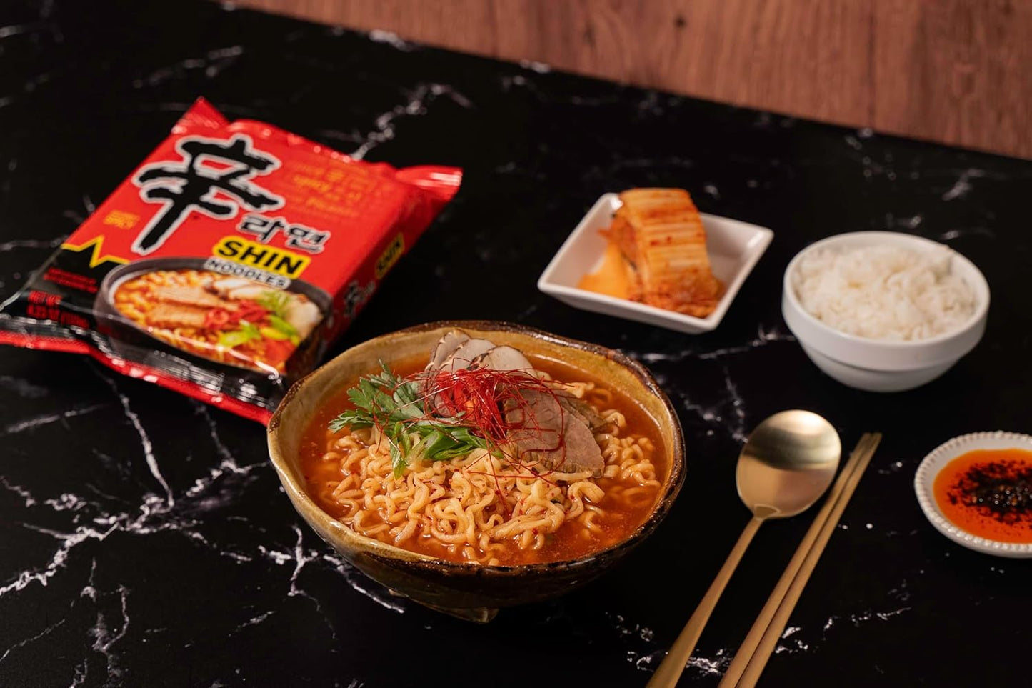 Nongshim Shin Ramyun Spicy Ramen Noodles – 5-Minute Weeknight Dinner for Busy Professionals