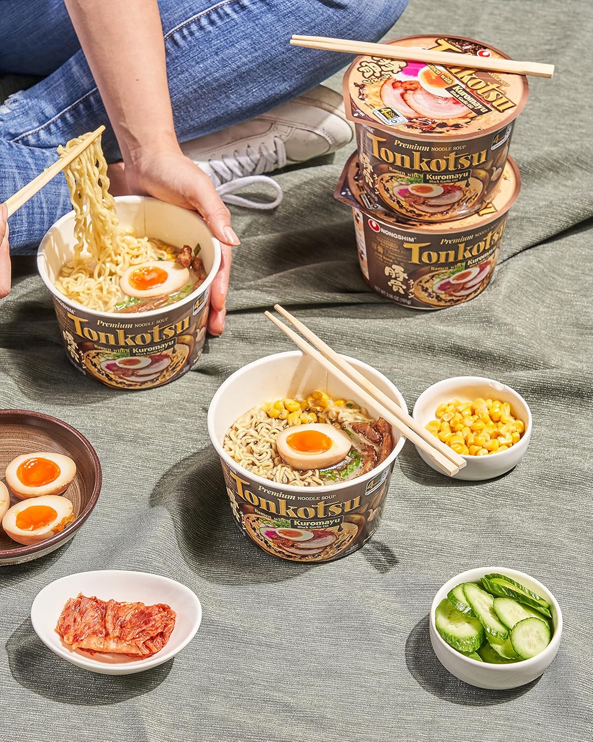 Nongshim Tonkotsu Ramen with Kuromatsu Black Garlic Oil Noodle Big Bowl, 3.56 Ounce (Pack Of 6) – Office Break Room Pantry Staple for Workday Fuel