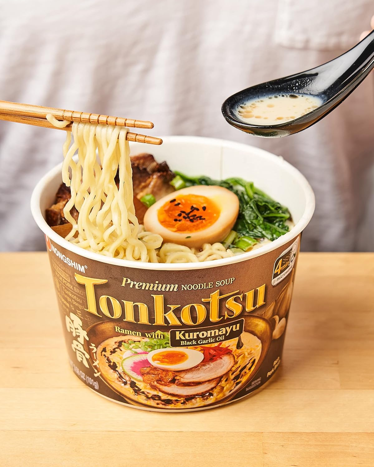 Nongshim Tonkotsu Ramen with Kuromatsu Black Garlic Oil Noodle Big Bowl, 3.56 Ounce (Pack Of 6) – Office Break Room Pantry Staple for Workday Fuel