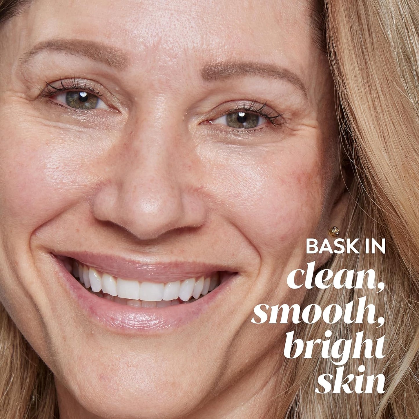 Olay Regenerist Pore Scrub – Essential Daily Face Cleanser, No-Fuss Formula