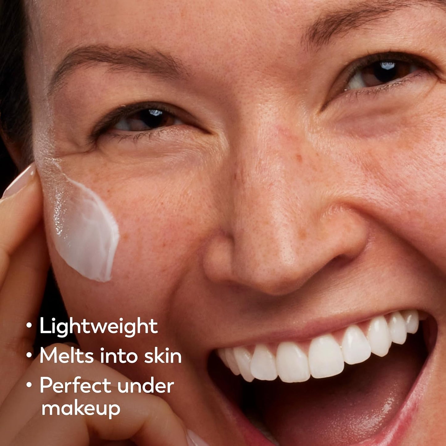 Olay Vitamin C MAX Face Moisturizer Gift Set – Brightening Skincare for Mom, Her Birthday Present