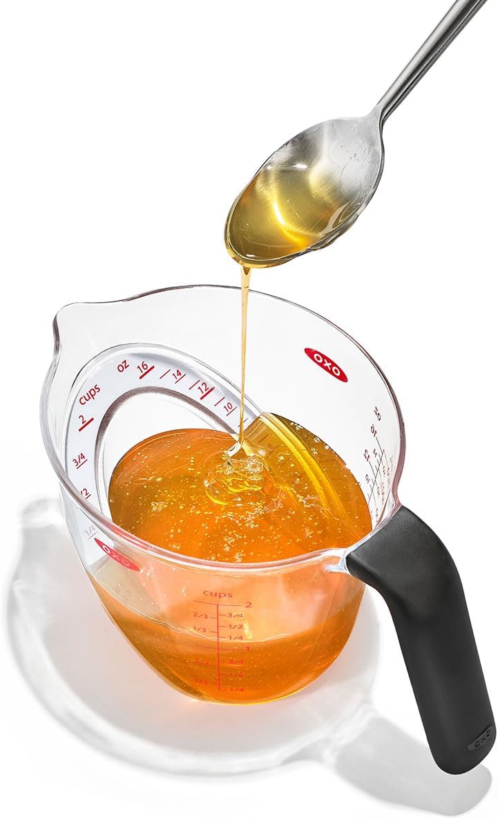 OXO Good Grips 2 Cup Angled Measuring Cup – Clean Design for Clutter-Free Countertops