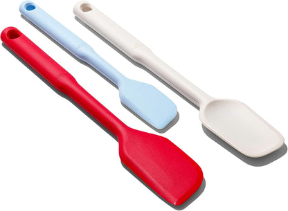 OXO Good Grips 3 Piece Silicone Spatula Set – Thoughtful Housewarming Gift for New Homeowners, Everyday Baking and Cooking Essential