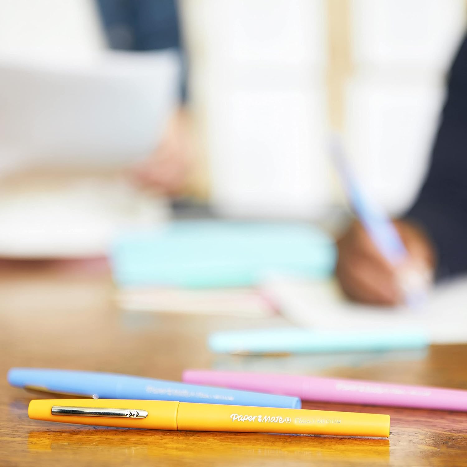 Paper Mate Flair Felt Tip Pens – Home Office Must-Have for Focused Note-Taking and Meeting Minutes