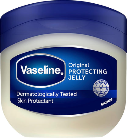 petroleum jelly occlusive formula that seals in existing moisture