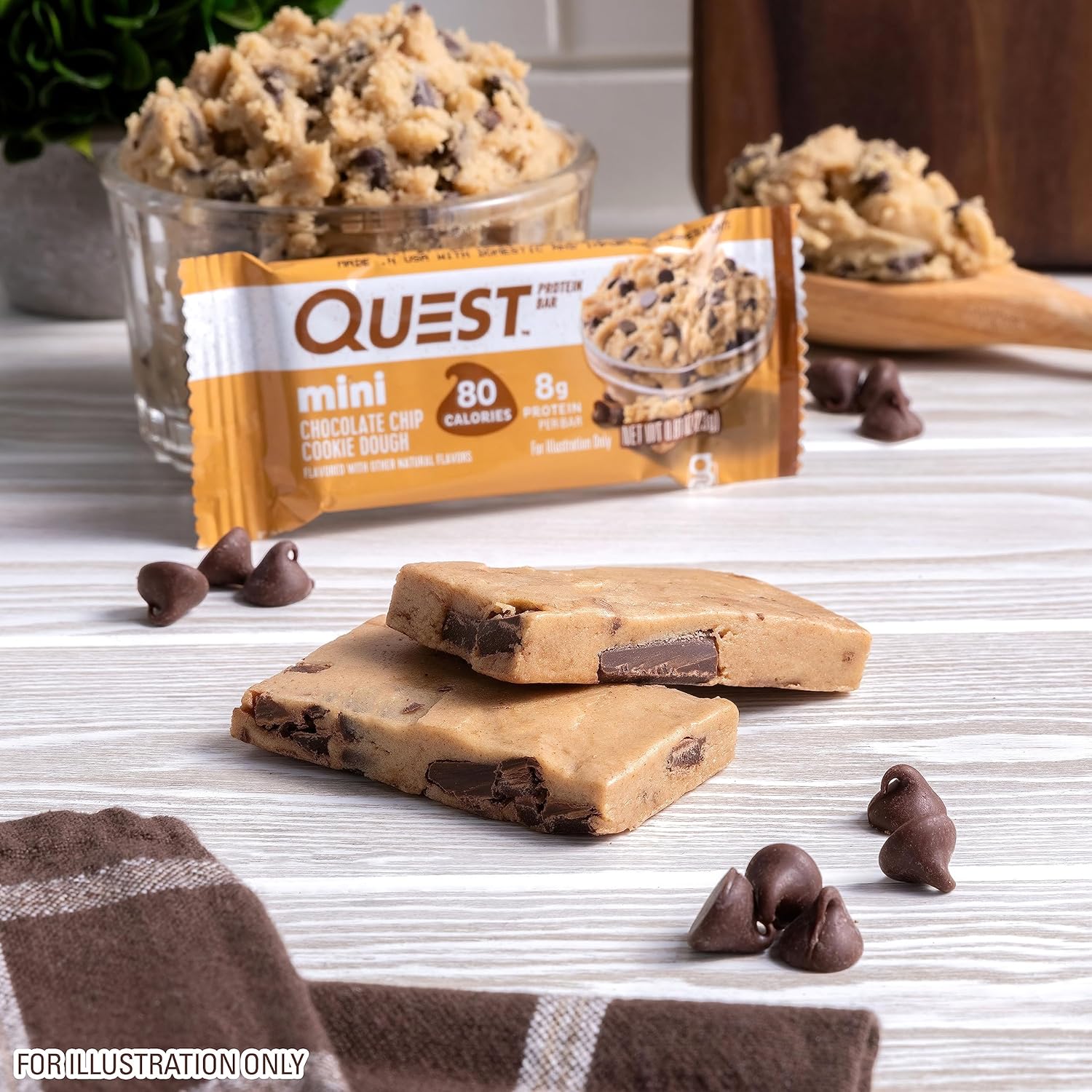 Quest Nutrition Mini Chocolate Chip Cookie Dough Protein Bars – Office Desk Snack for Afternoon Focus, 8g Protein, 1g Sugar