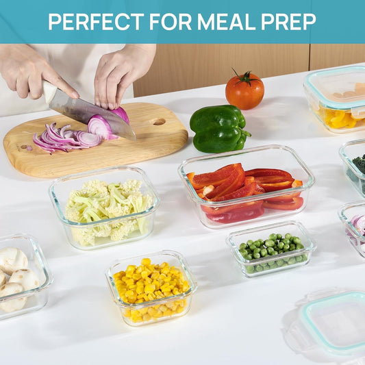 removable silicone gasket paired with 4-hinge snap-lock lids for airtight, leak-proof seal