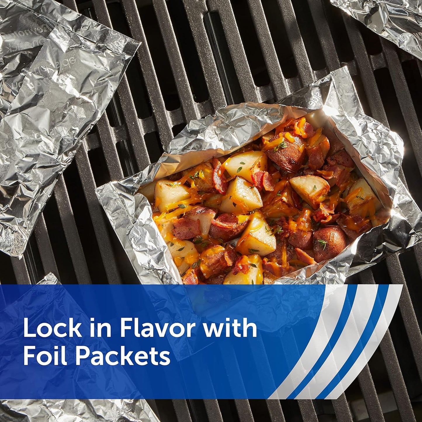 Reynolds Wrap Non-Stick Aluminum Foil – Weeknight Dinner Prep Roll for Busy Home Kitchens, Easy-Tear Sheet Pan Liner