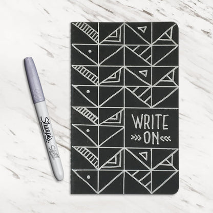 Sharpie Metallic Permanent Markers, Fine Tip, Silver, 12 Count – Creative Gift for Crafters, Scrapbookers, and DIY Hobbyists