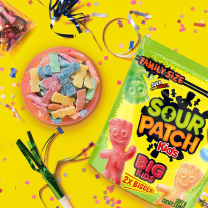 SOUR PATCH KIDS Big Kids Soft & Chewy Candy, Family Size Resealable Bulk Bag, 1.7 lb