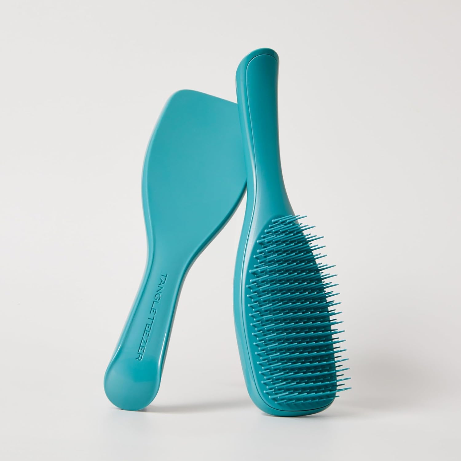 Tangle Teezer Ultimate Detangler Brush – Thoughtful Birthday Gift for Her, Gentle Wet and Dry Hair Detangling