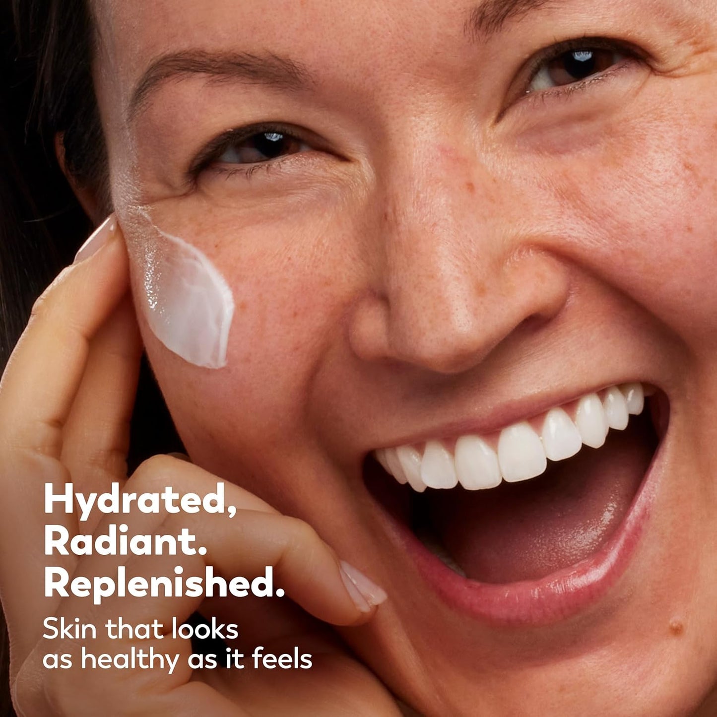 targets fine lines and wrinkles through moisture replenishment